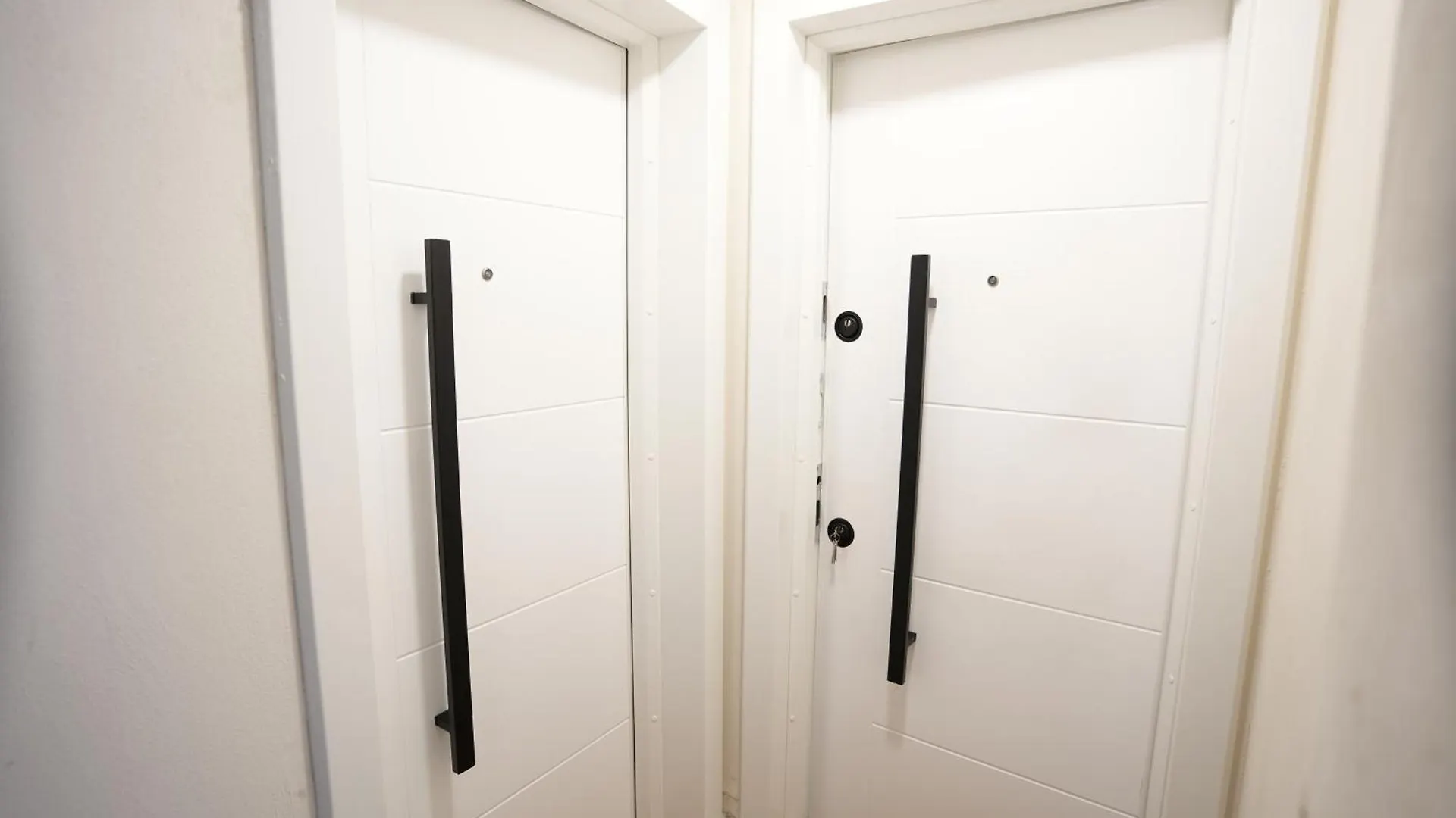 Huqi Luxury Apartments 1 티라나 알바니아